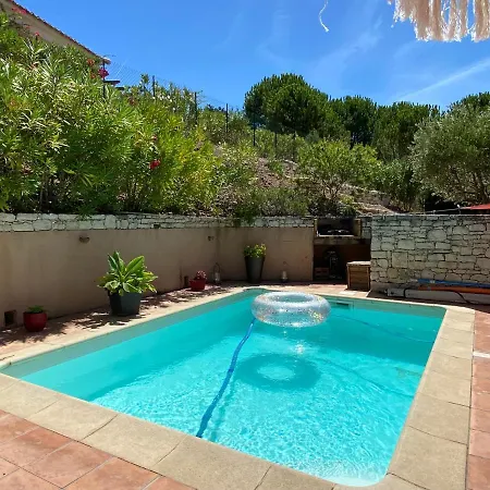 Serenite & Vue Sur Apartment *