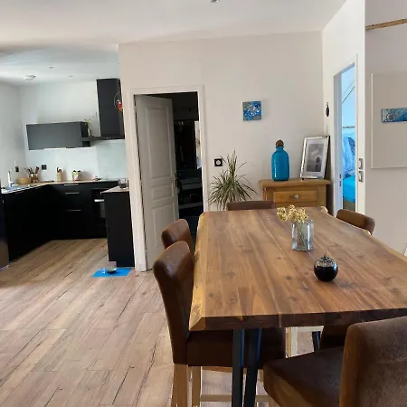 Serenite & Vue Sur Apartment